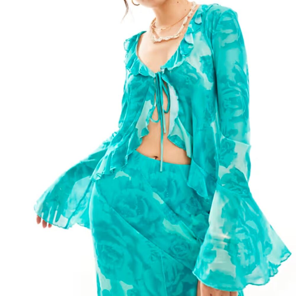 NWT Something New X Cenit Nadir Aqua Sheer Rose Detail Tie Front Ruffle Top Sz M